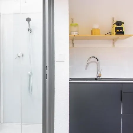 Le Carnot, A 50m De La Gare De !